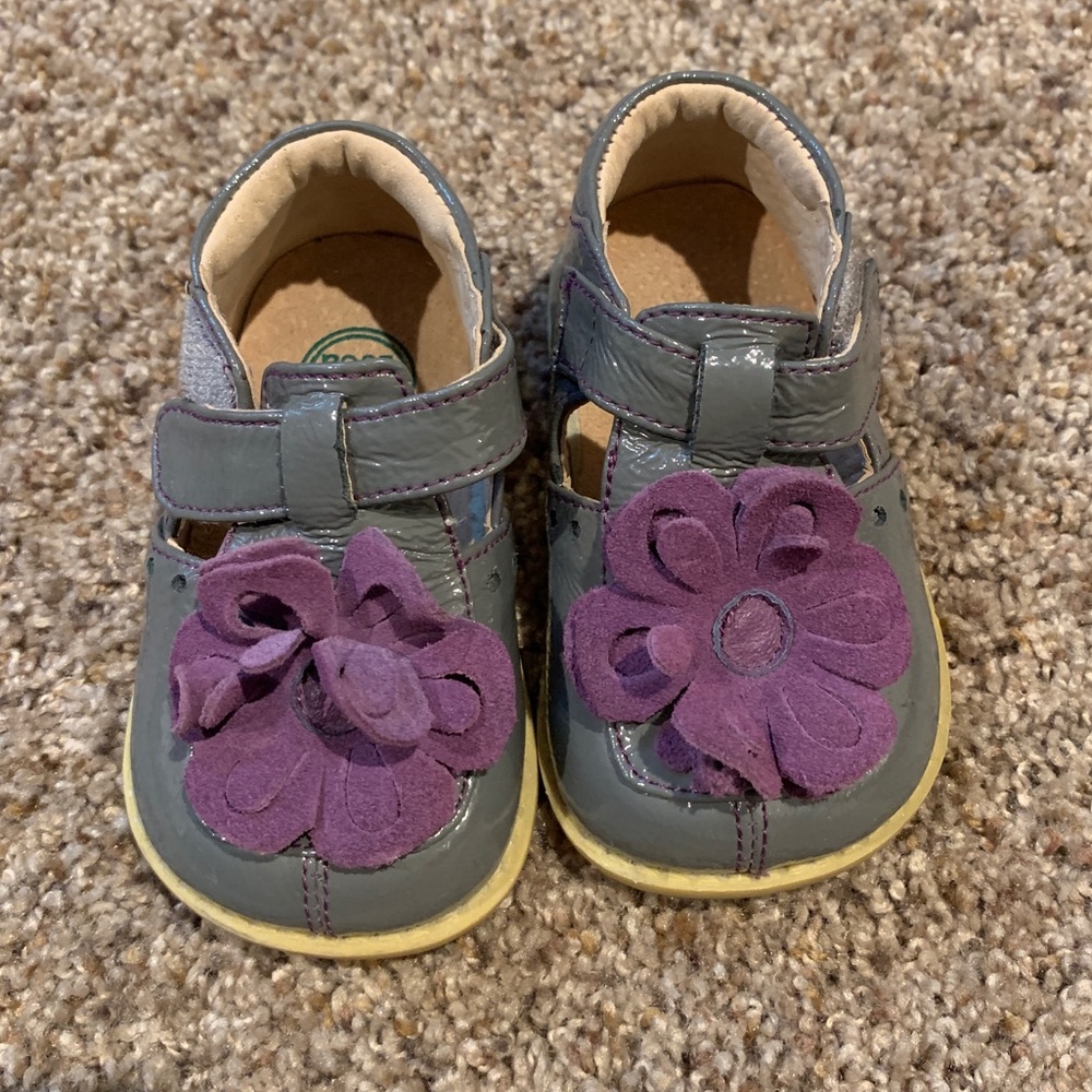 Livie & Luca Adorable Grey and Purple Sandals